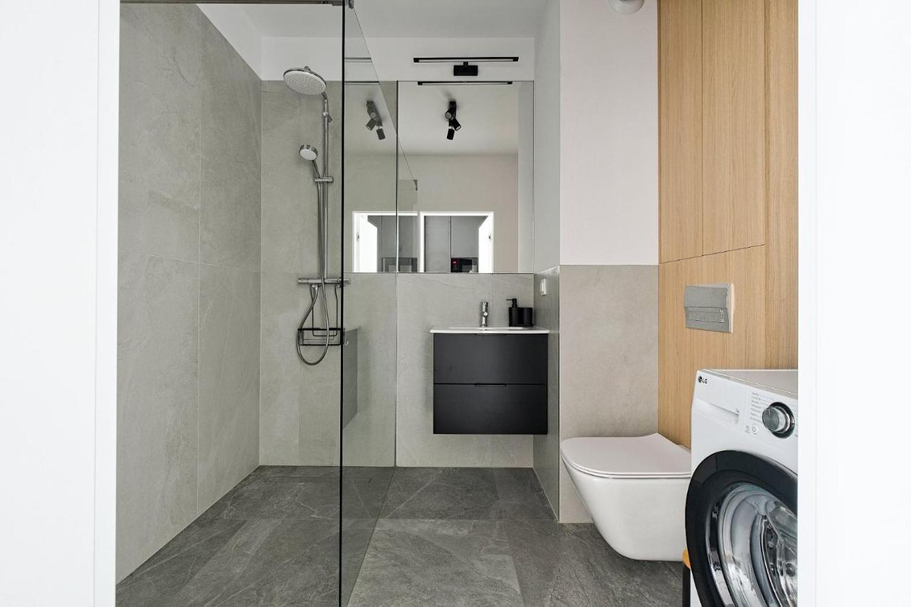 Optykow 3A Cozy Studio Promenada Apartment Warsawa Bagian luar foto